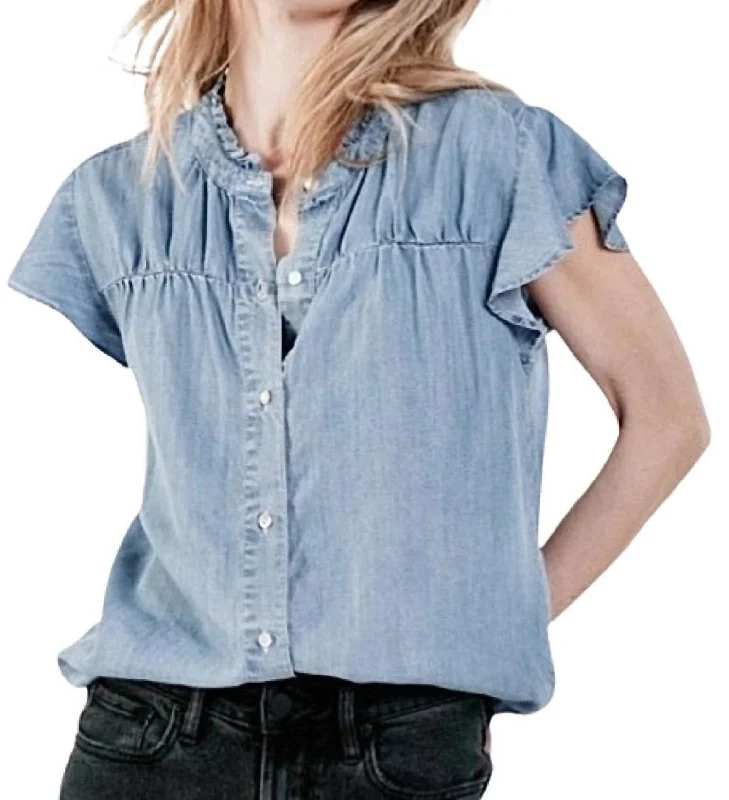 Stephany Short Sleeve Shirt In Bleached Denim