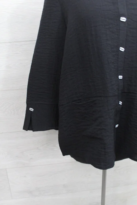 Habitat Express Travel - Hidden Pocket Swing Shirt FINAL SALE ITEM